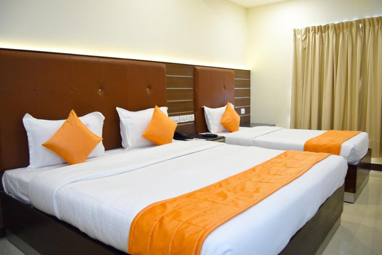 Thiviyam Airport Hotel Chennai Exteriör bild