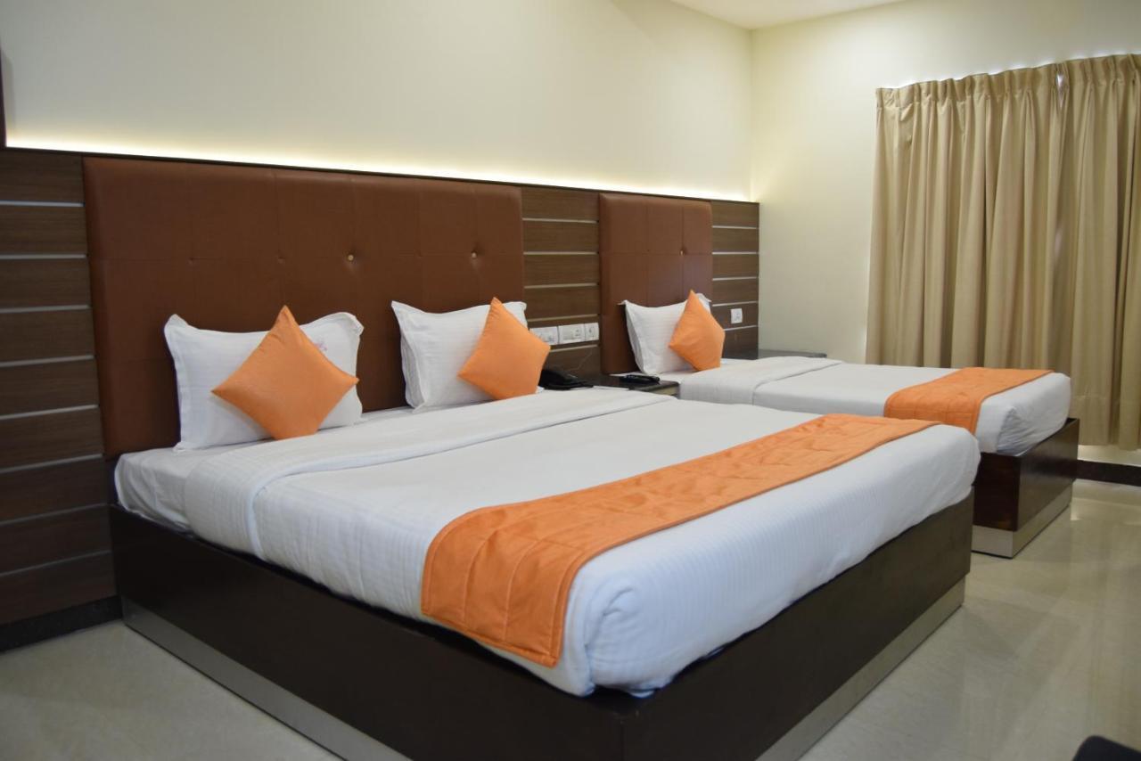 Thiviyam Airport Hotel Chennai Exteriör bild